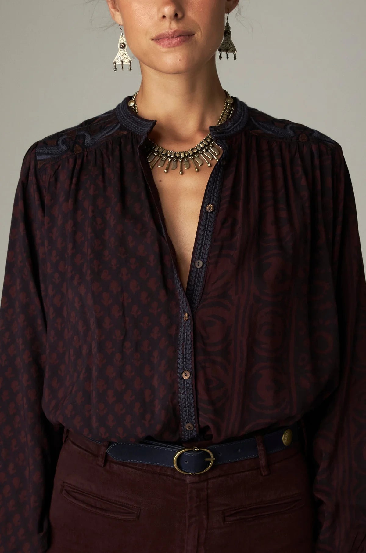 MARIE BLOUSE Maison hôtel
